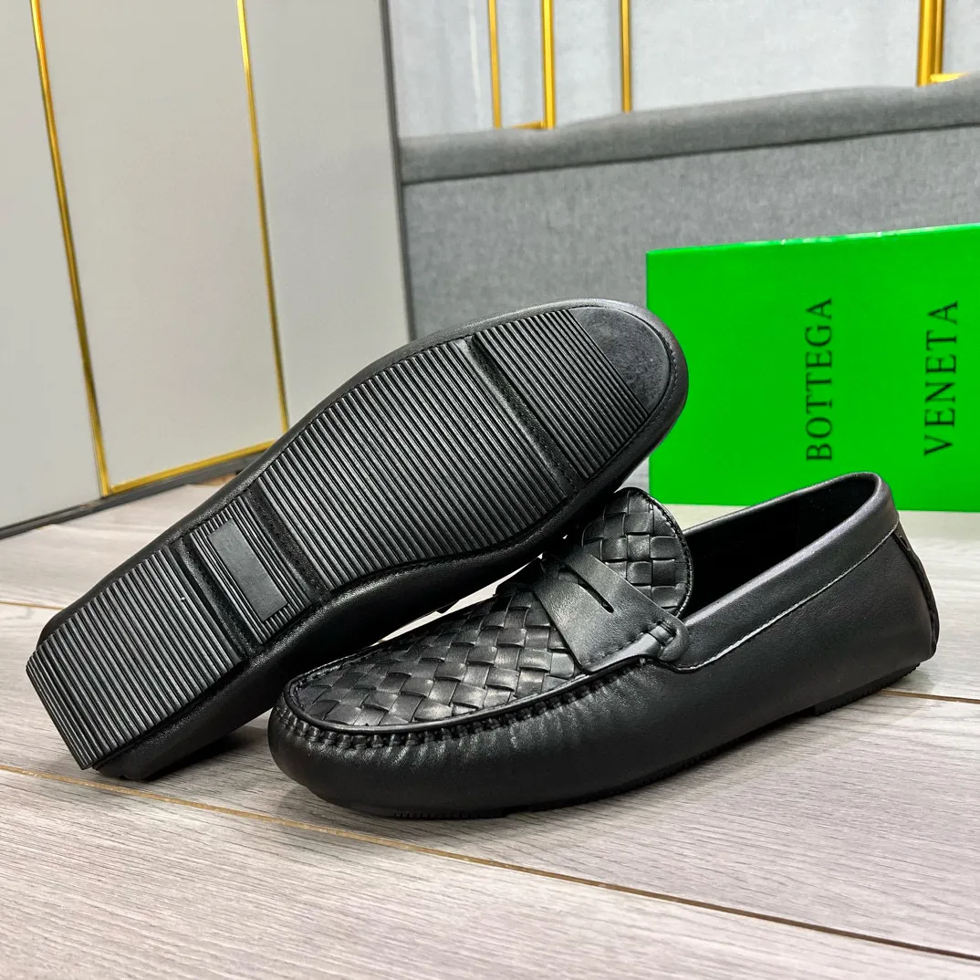 Factory price: 400💰BV new men's shoes original replica👉👉High-end men's casual beanie shoes/💞driving shoes! 🔊Upper imported cowhide woven, ☑️Sheepskin lining, one-step design, light and smart ☮☮Suitable for all kinds of travel, exclusive new style, real shot, size 38-44, (45 can be customized)